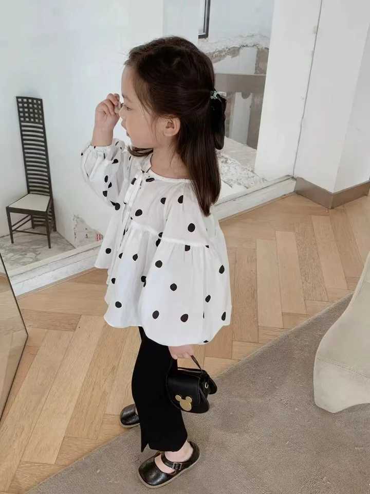 Girls Shirt 2023 Fall New Korean Baby Girl Doll Shirt Long-Sleeved Polka Dot Bubble Sleeve Blouse Y240906