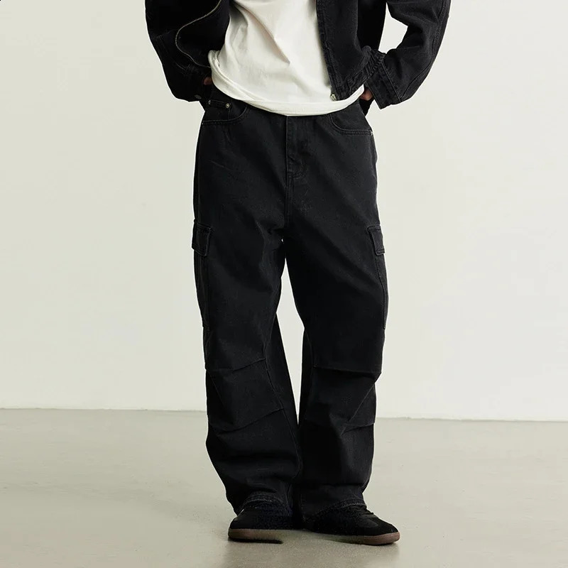 American style mens work pants for autumn and winter washing distressed multiple pockets loose jeans 240905