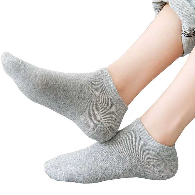 5 pairs/batch low cut mens socks solid color black white gray breathable cotton sports socks mens short socks womens W240905