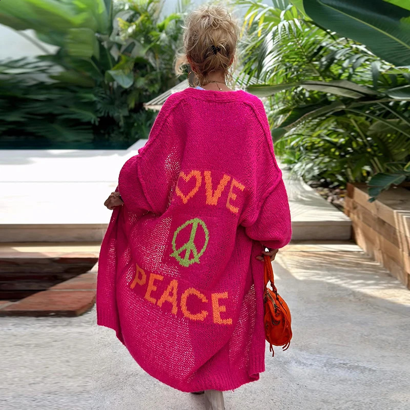 Cute love and peace letter printed long sleeved cardigan womens autumn Vneck knitted top winter loose skydiving jacket 240905