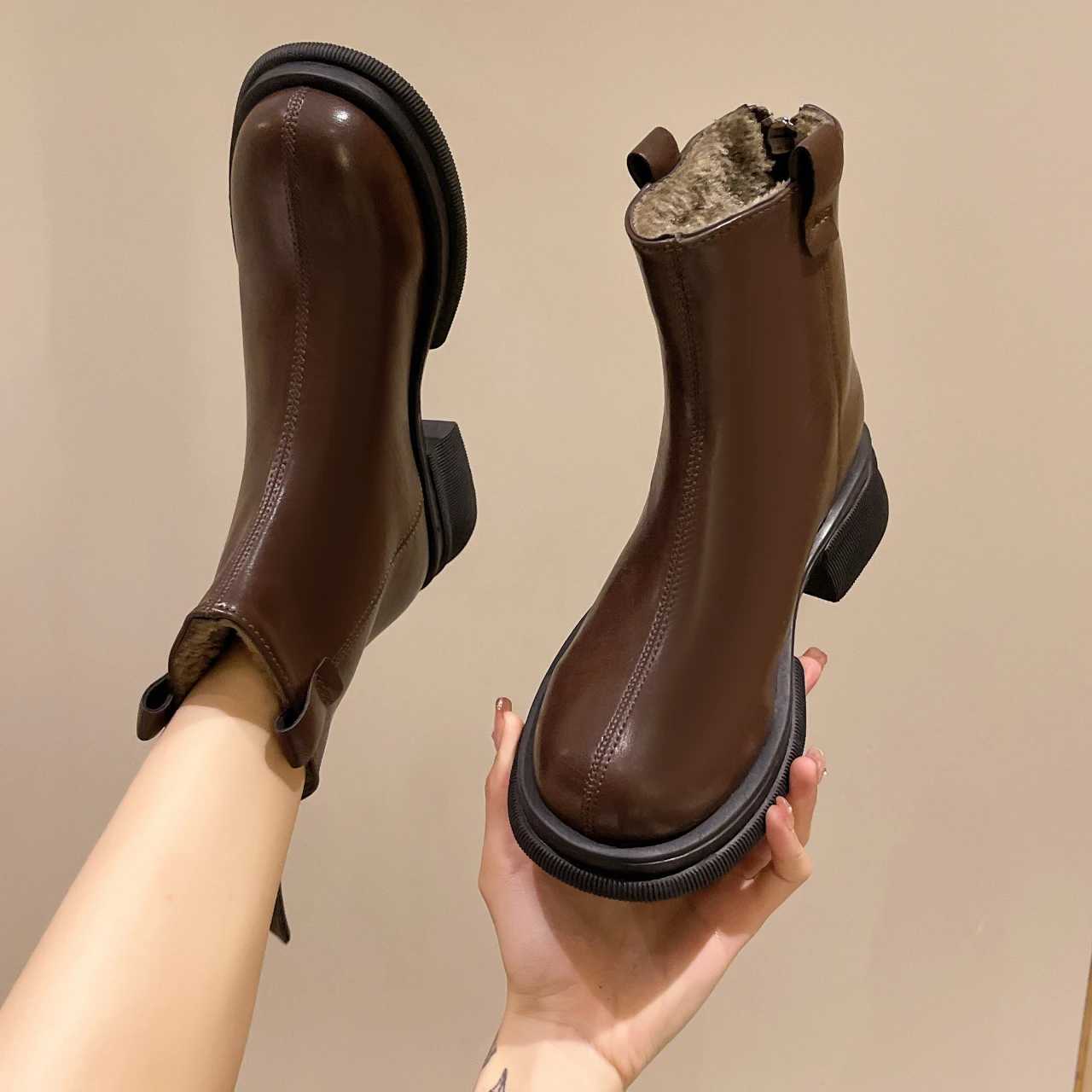 New Womens Ankle Boots Fashion Womens Square Heel Low Heel Shoes Womens Boots Leather Womens Low Heel Keep Warm Ankle Boots Q109 CL240906