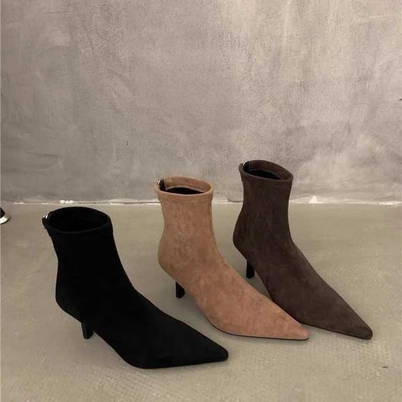 Sexy thin high-heeled shoes pointy toe ankle boots womens party shoes fashionable spring and autumn zippers compact short boots CL240906