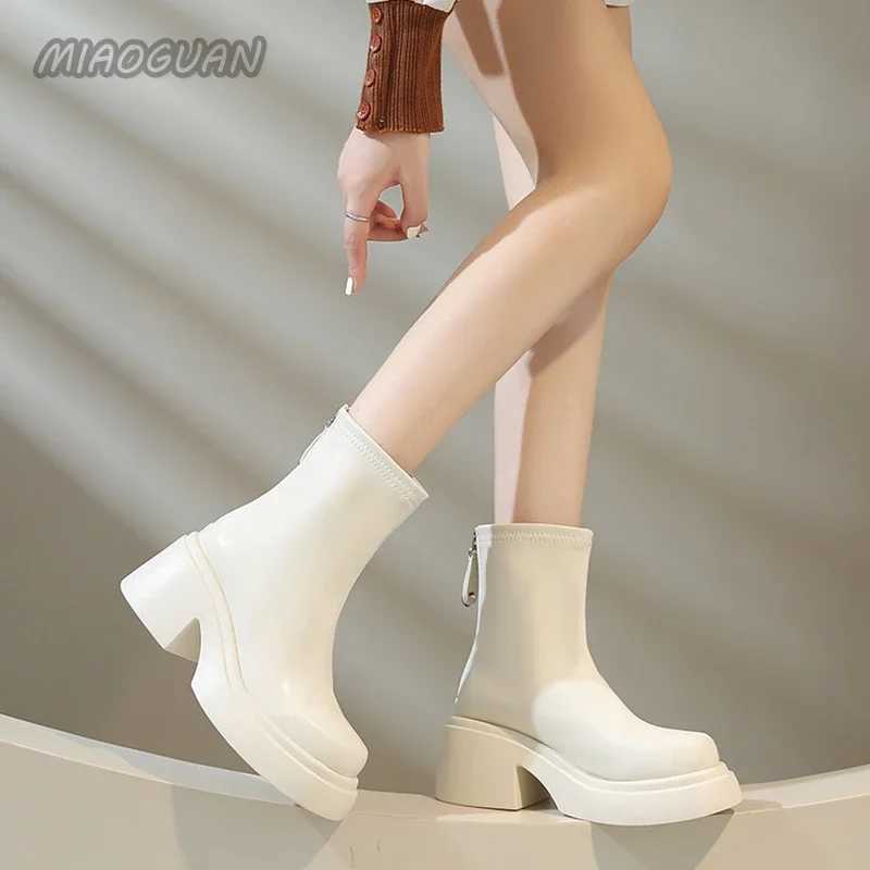 Thick soled womens boots Spring and Autumn fashion black and white womens shoes Thick high heels Round headed short vegetative state CL240906
