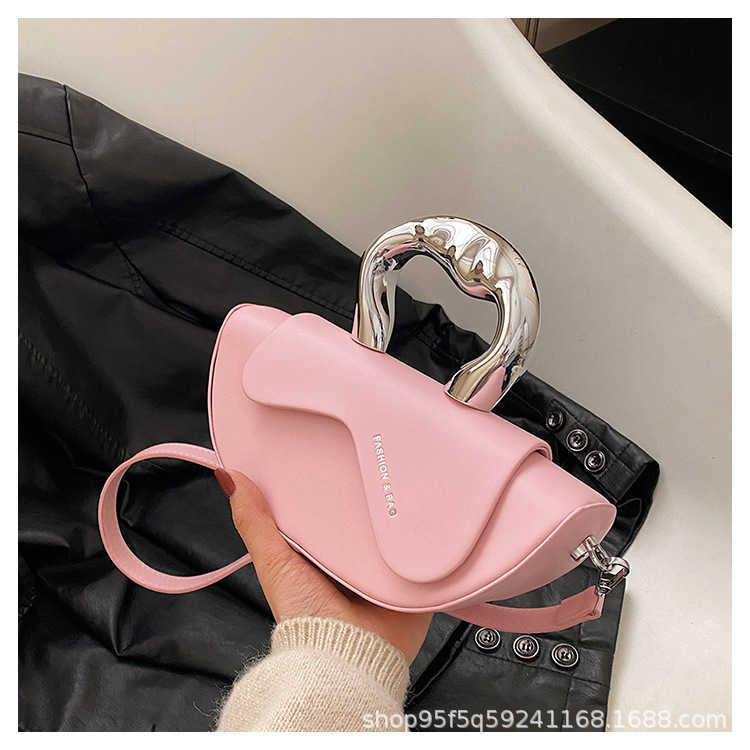 Women's bag saddle versatile trendy armpit bag, high-end fashion crossbody bag, niche single shoulder bag for women 240915