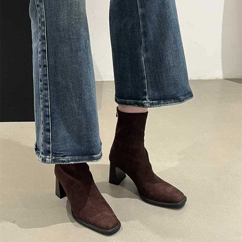 Womens elastic ankle boots are fashionable elegant modern ultra-thin short boots autumn and winter lace back zipper shoes CL240906