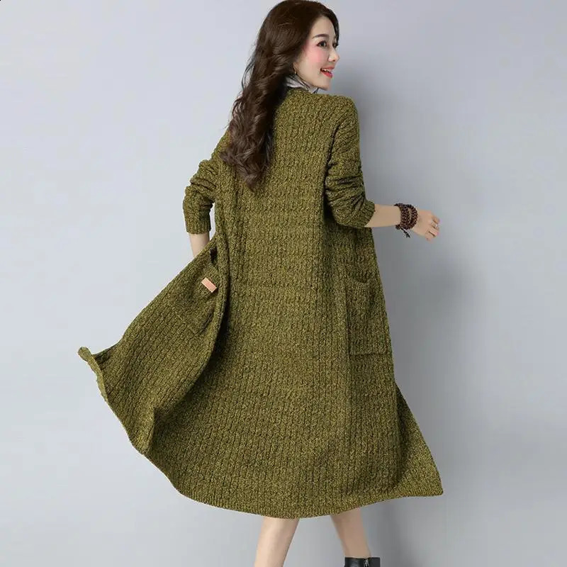 Autumn and winter loose medium length knitted jacket fashionable solid color long sleeved sweater cardigan 240905