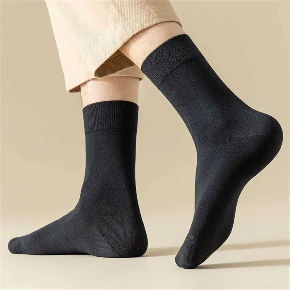 5 pairs/batch of mens business socks long combed cotton autumn warm solid color medium tube mens formal socks size 39-45 W240905