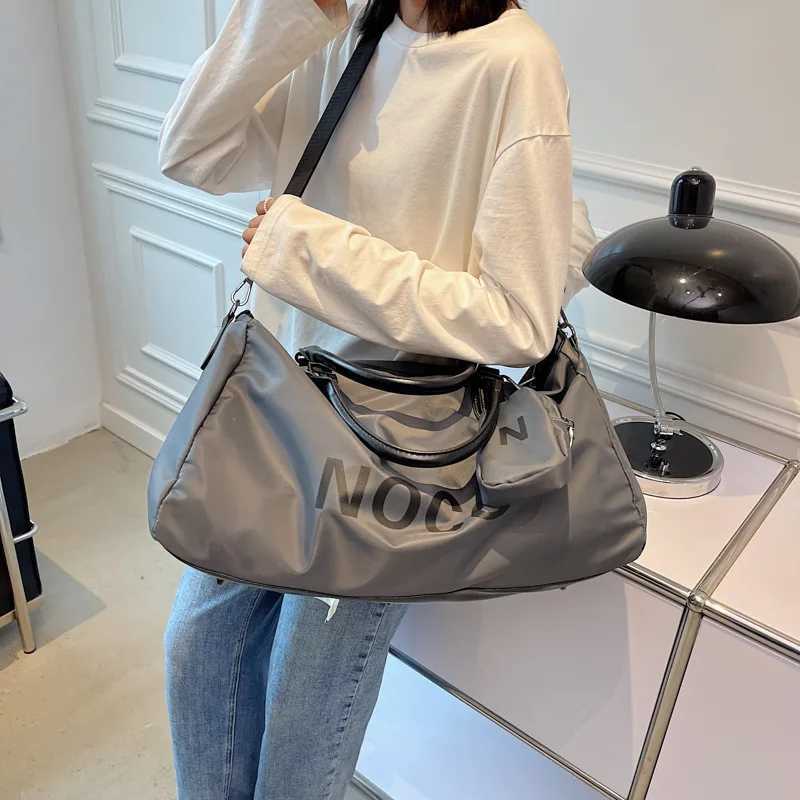 Gym Travel Training Exercise Fitness Shoulder Bag Mens Nylon Shoulder Bag Mens Waterproof Large Weekend Womens Yoga Handbag W240906