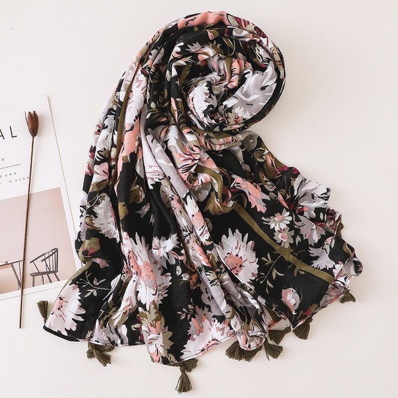 Summer travel photography Bohemian beach black wer cotton and en scarf, ethnic style shawl, dual-use for women