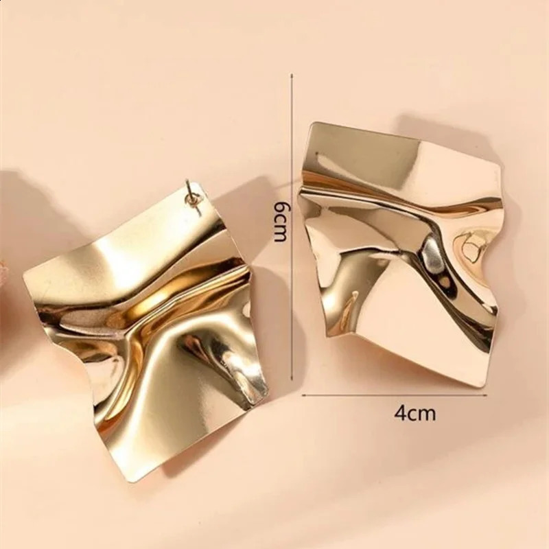 Fashionable Irregular Womens Metal Stud Earrings Vintage Gold Geometric Statement Large Drop Earrings Jewelry Accessories 2024 240905