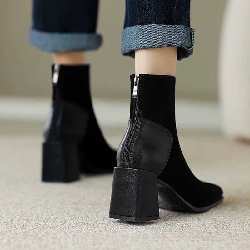 Retro square toe womens ankle boots fashionable back zipper short boots autumn and winter womens comfortable office thick boots CL240906