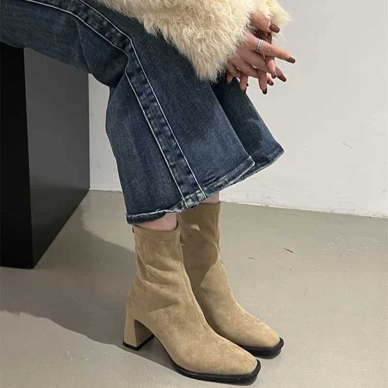 Womens elastic ankle boots are fashionable elegant modern ultra-thin short boots autumn and winter lace back zipper shoes CL240906
