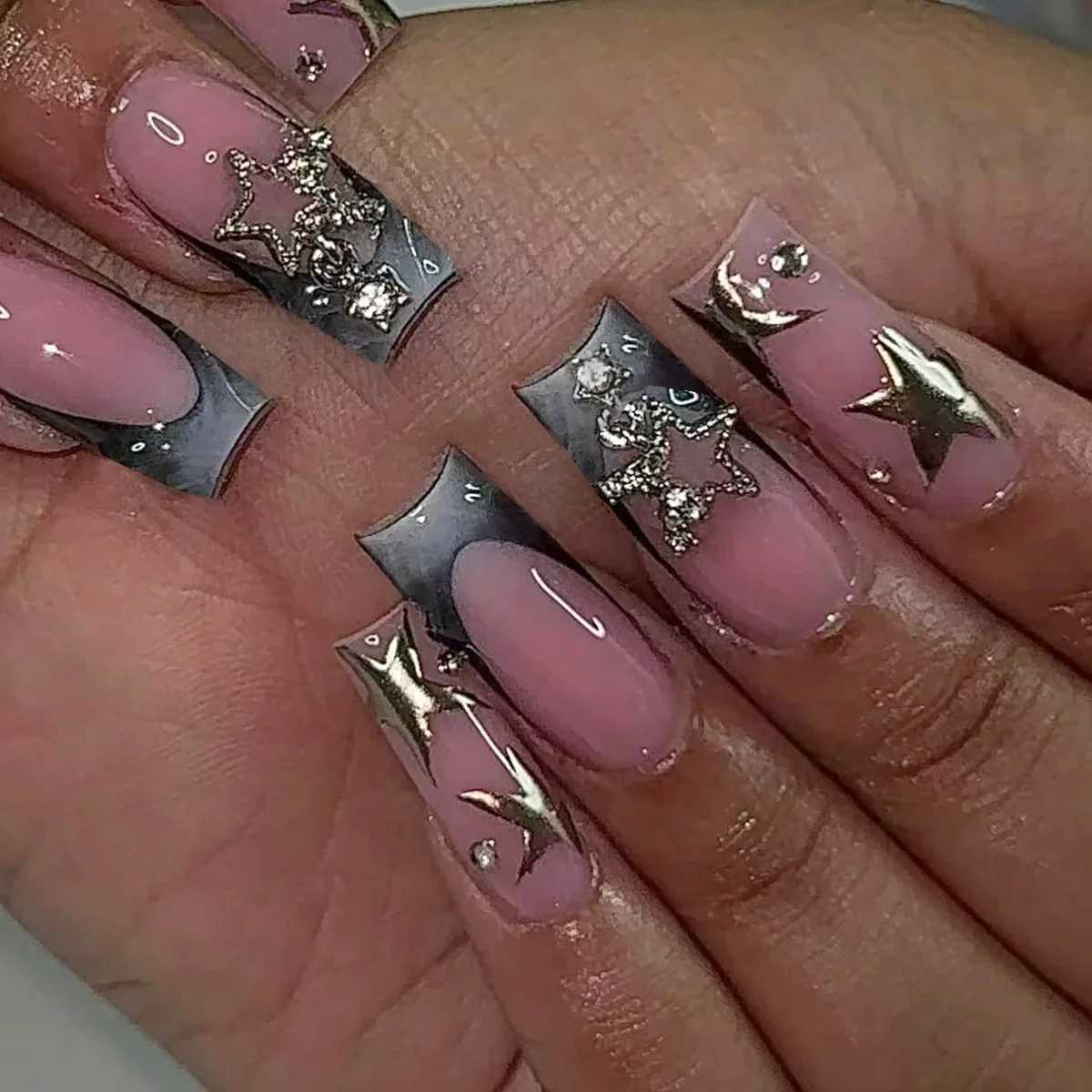 24 pieces of long coffin fake nails with Star Rhinestone black Y2K nail art French gradient full cover press girls nail tip W240905