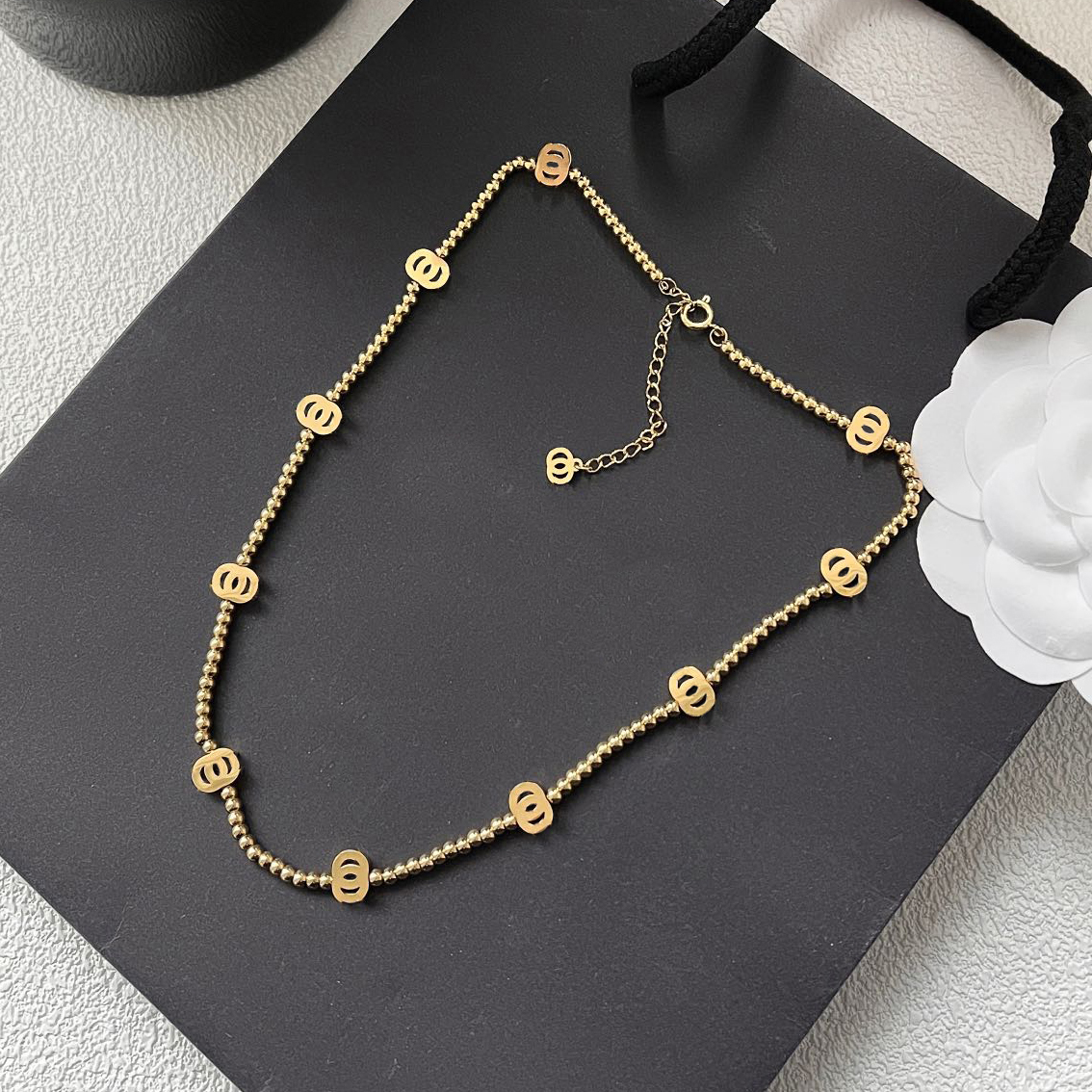 Luxury Designer Necklace Classic Bead Choker Brand Jewelry Designed For Women Love Gift Charm Necklace