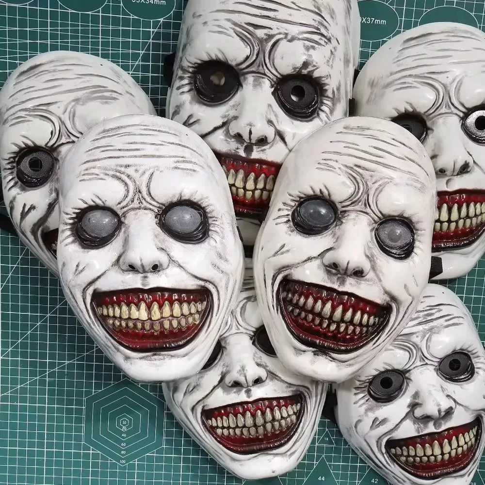 Halloween Mask Smiling Demon Horror Mask Scary Halloween Creepy Horror Costume Mask with White Eyes Suitable for Men and WomenXJ240905