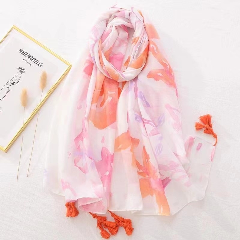 Fashionable shawl, versatile printed beach scarf, Spring and Autumn women's long scarf, butterfly flower contrasting new sunscreen silk