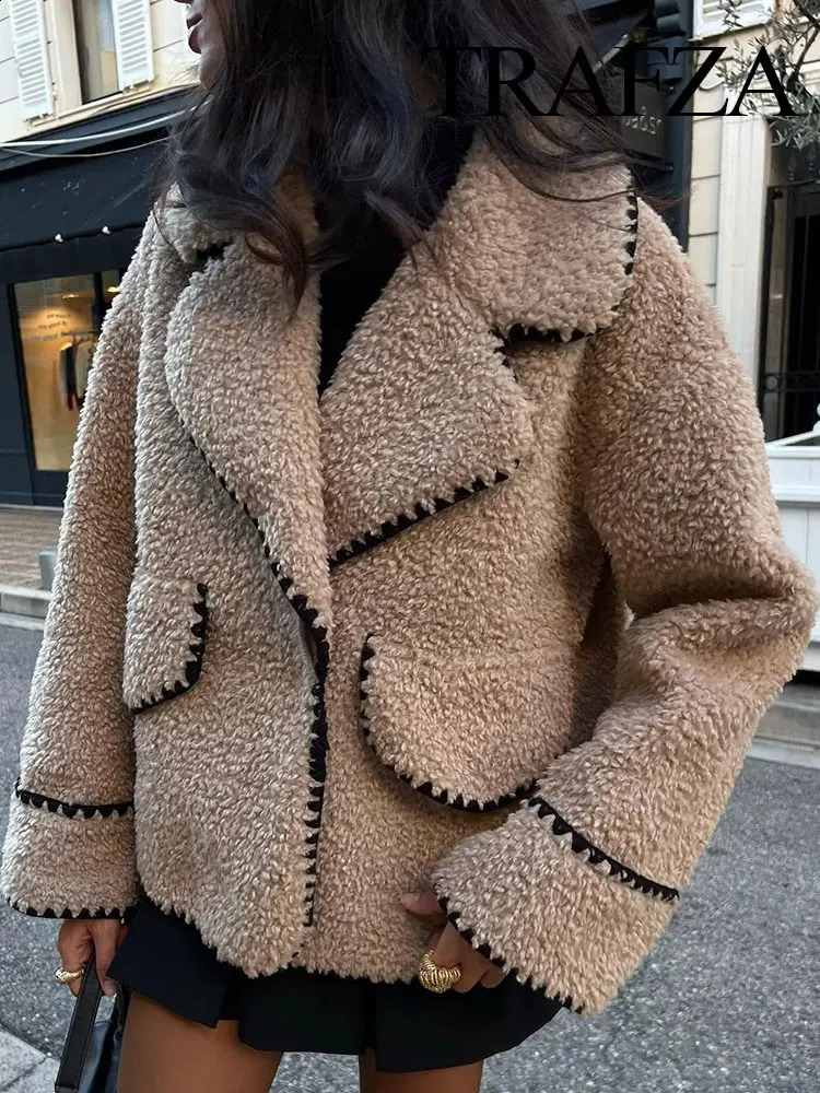TRAFZA Womens Fashion Winter Coat Lambswool Trend Surround Vneck Loose cardigan Wild Pocket Jacket 240905