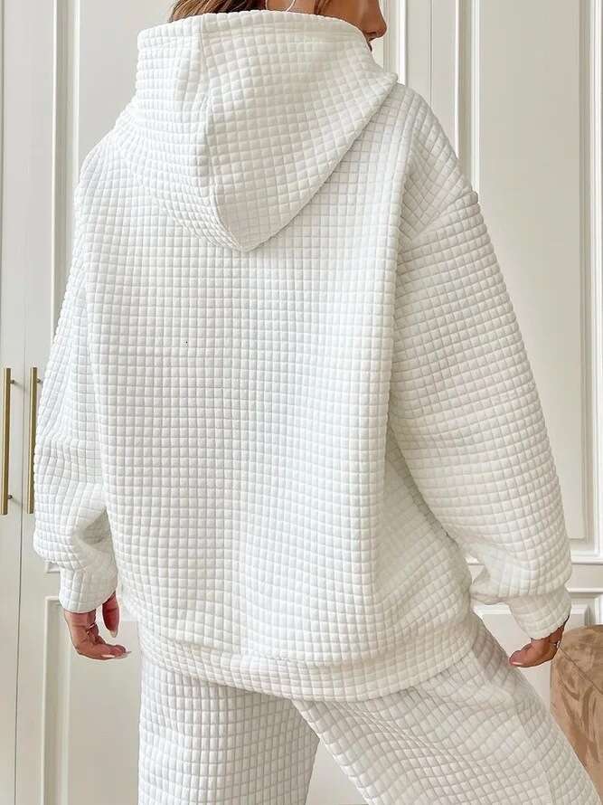 2024 Autumn and Winter Women's New Small Style Round Neck Long Sleeve Sweater Solid Color Top for Women