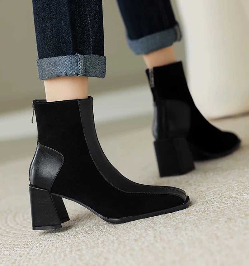 Retro square toe womens ankle boots fashionable back zipper short boots autumn and winter womens comfortable office thick boots CL240906