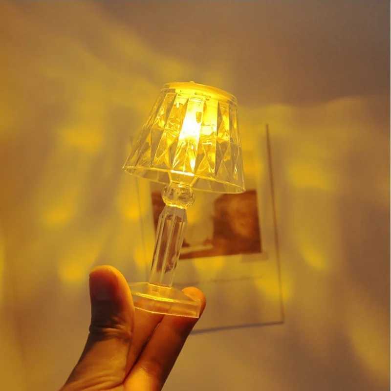 Creative Reflection Atmosphere Small Desk Lamp Crystal Night Light Bedroom Light Atmospheric Light Childrens Gift W240816