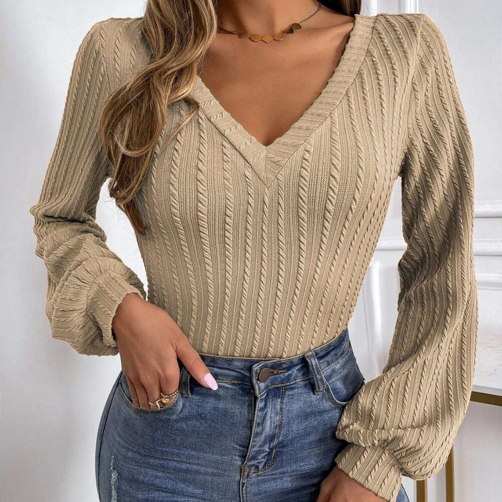 2024 Women's New V-neck Bubble Slim Fit Commuter Fried Dough Twists Knitted Long Sleeve T-shirt Top