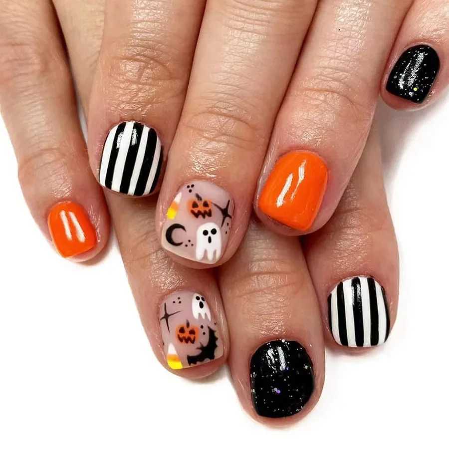 24 Halloween themed short square glossy nail set ghost striped pumpkin bat French pumpkin color block style fake nails W240905