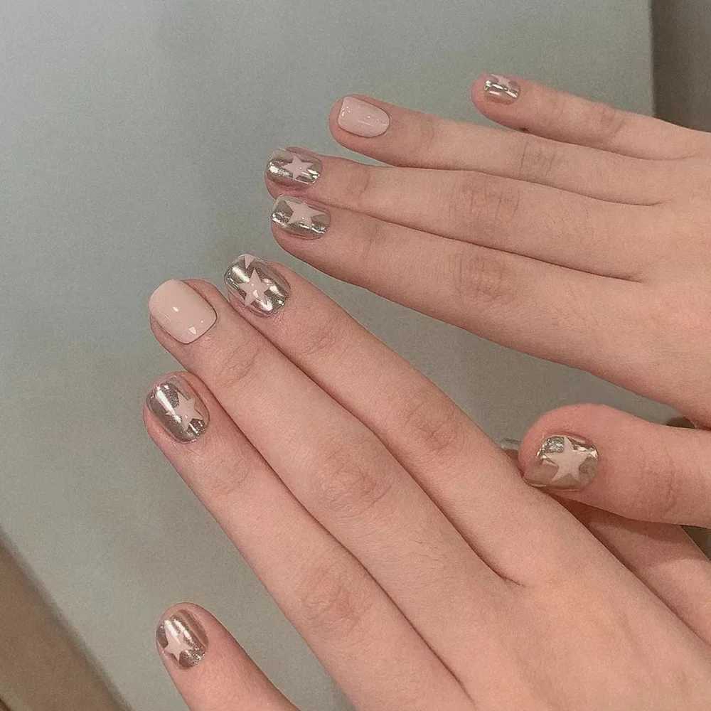 24 pieces of short squeeze nails pink cat French fake nails rhinestones shiny artificial reusable fake nails W240905