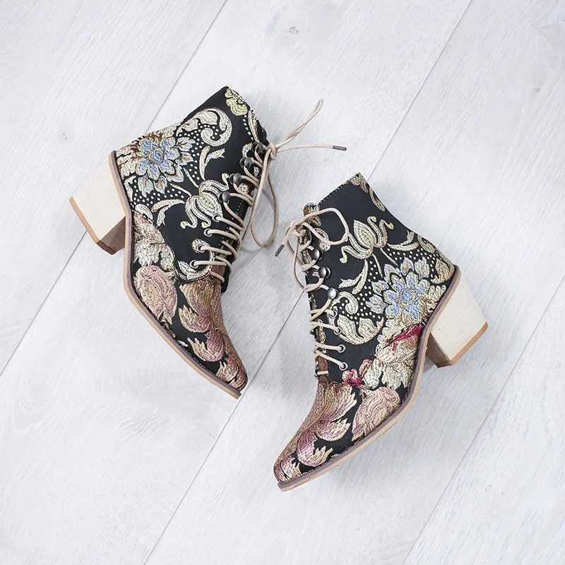 Ethnic Womens Boots 2024 Spring/Summer Embroidered Dot Toe Platform High Heels Womens Fashion Ankle Boots Botas De Mujer CL240906