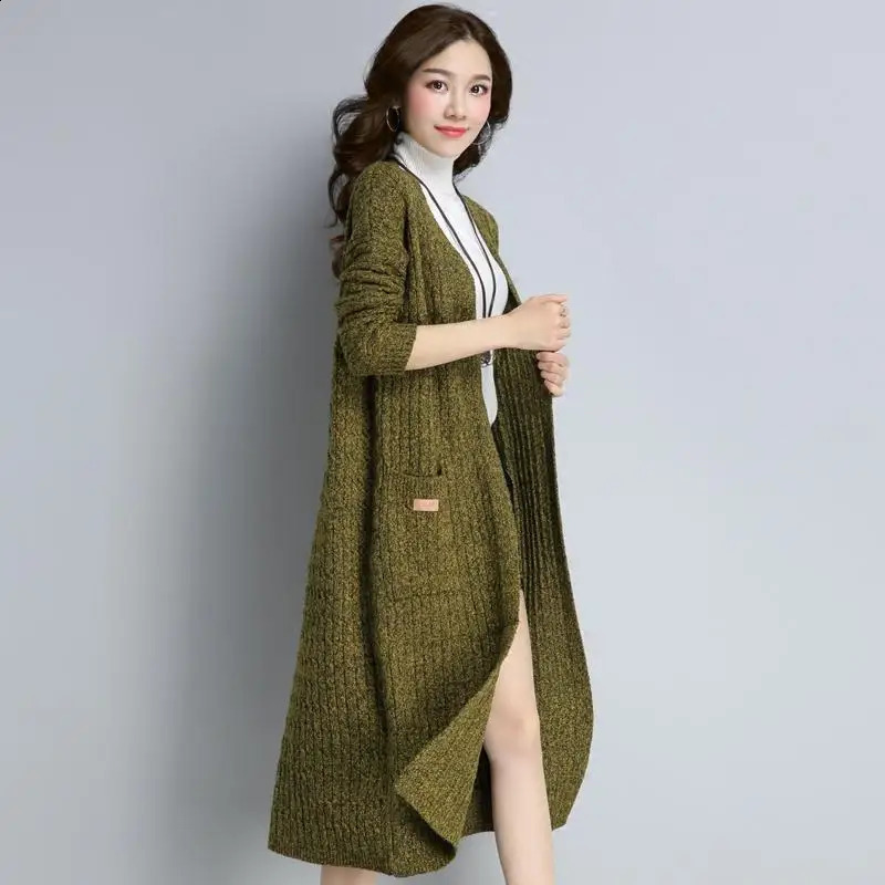 Autumn and winter loose medium length knitted jacket fashionable solid color long sleeved sweater cardigan 240905