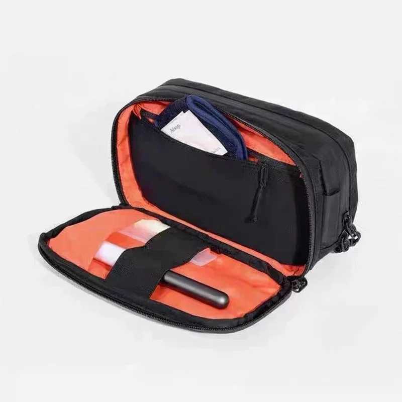 Equipped with Dopp kit 2 X-Pac nylon performance waterproof toilet bag and dual company efficient organization kit bag W240905