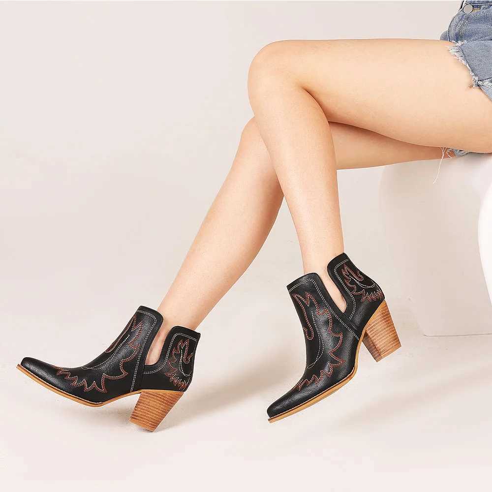 GIGIFOX Pointed Toe Short and Fat High Heels Western Ankle Boots Womens Skating Boots Fashion Casual Cowboy Boots CL240906