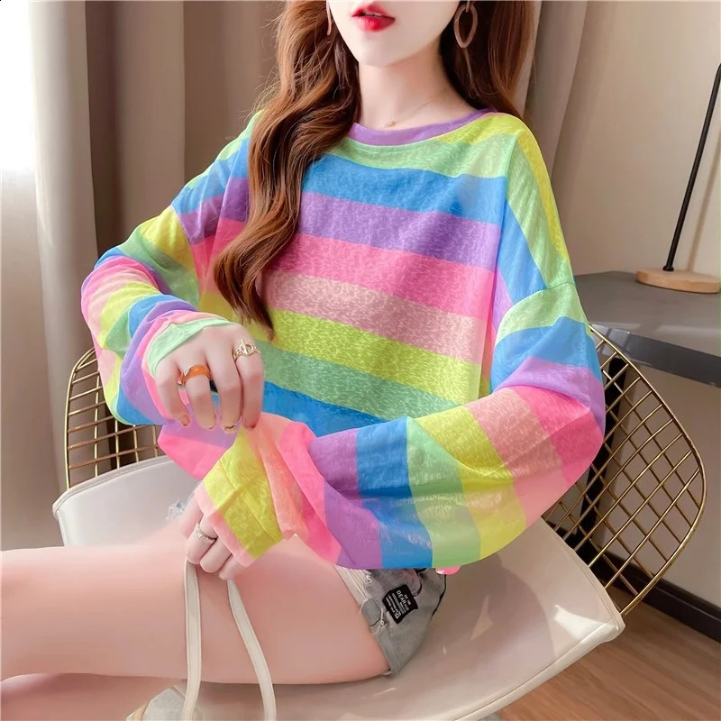Wxw0642 Long sleeved Womens Thin Oneck Sunscreen Tshirt Fashion Mesh Colorful Stripe 240902