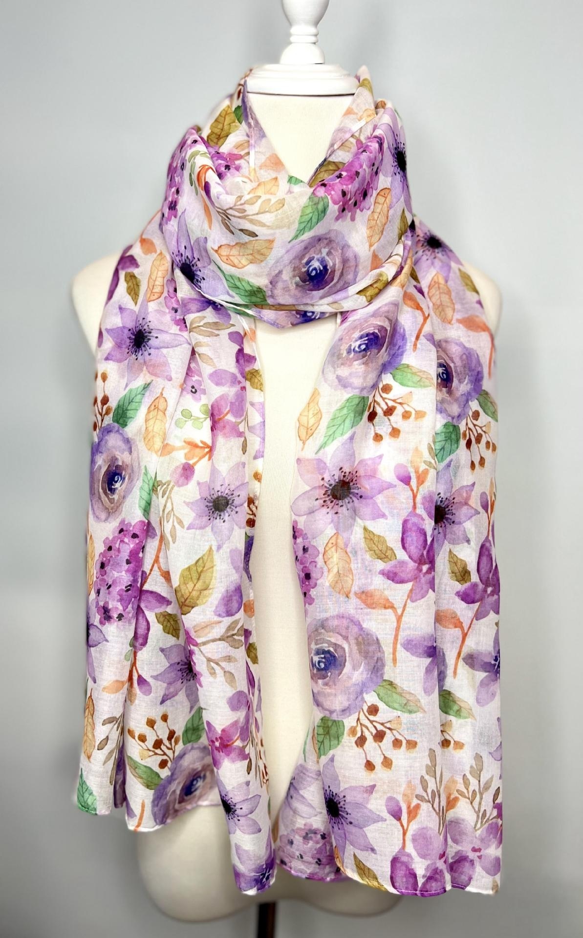 Autumn/Winter Fashion Artistic Floral Wool Pashmina Scarf for Women