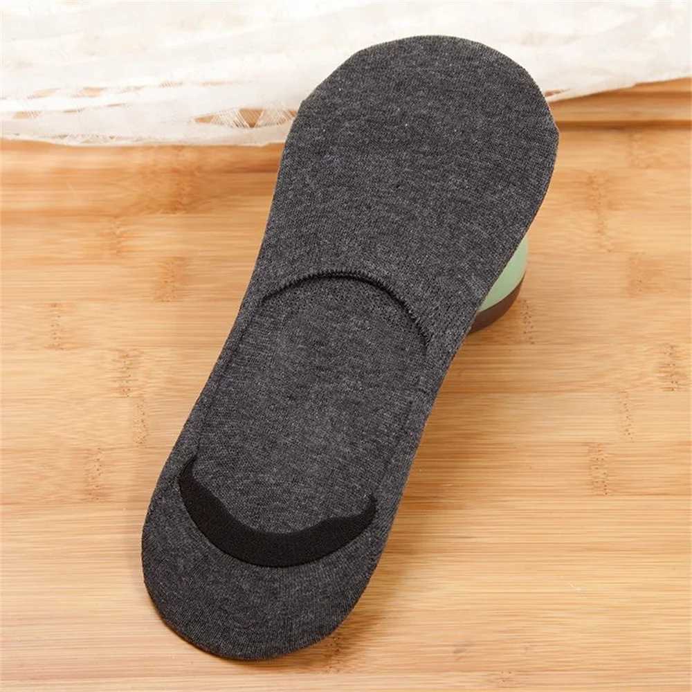 5 pairs of Happy Sports Mens Cotton Boat Socks Solid Color Anti slip Silicone Invisible No Display Womens Ankle Socks W240905