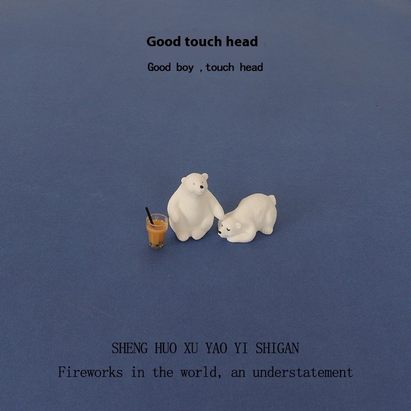 Resin creative crafts, mini polar bear tabletop that only want to sleep, home micro scene decorations