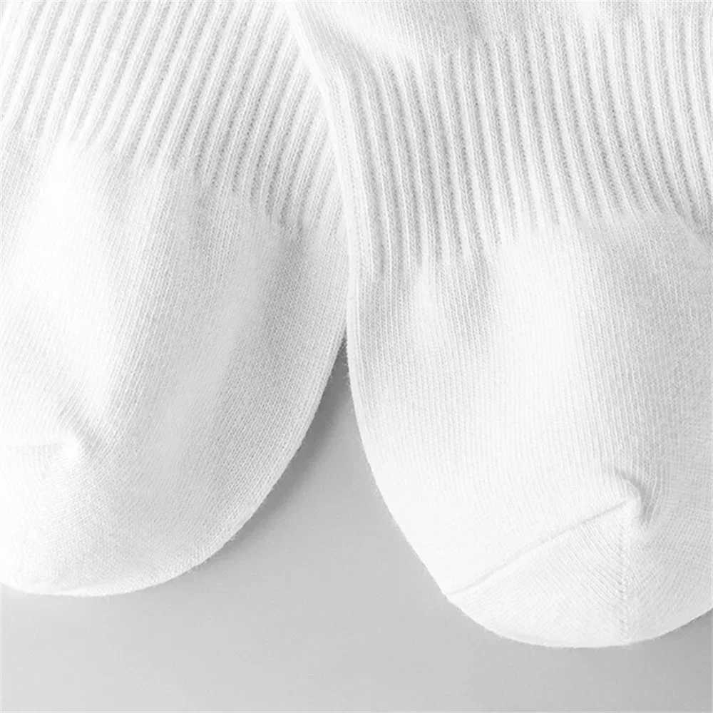 10 pairs of classic black/white business mens cotton socks for summer and autumn high-quality womens solid color ankle boat socks W240905