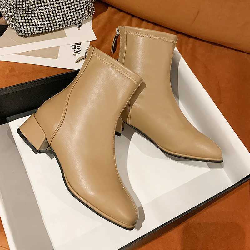 2023 Winter New Fashionable Round Head Leather Jacket with Rear Zipper High Heels Warm and Comfortable Large Bare Boots CL240906