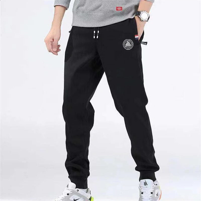 Men Outdoor Thicken Pants Leisure Warm Cotton Trouser Winter Pant High Quality Gym Sweatpant Drawstring Trouser 240904