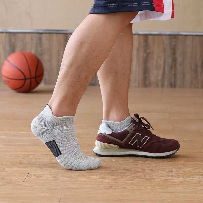 Anti-slip Football Socks Men Women Cotton Sock Short Long Tube Soccer Basketball Sport Socks Breathable 3/1 Pairs Socks 38-45 Y240906