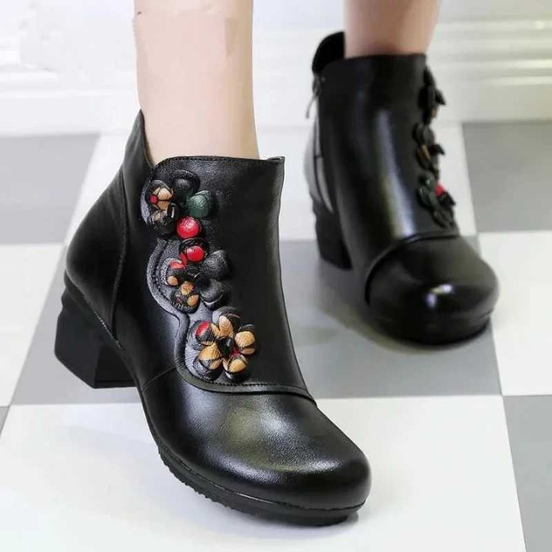 Yalni Autumn Winter Shoes Womens Cowboy Leather Flower Shoes Comfortable Med Heel Ankle Boots Leather Fashion Shoes Women CL240906