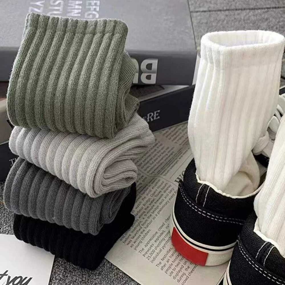 5 pairs of mens solid color vertical striped mid tube socks fashionable and casual round neck socks breathable sweatshirts absorbent casual socks W240