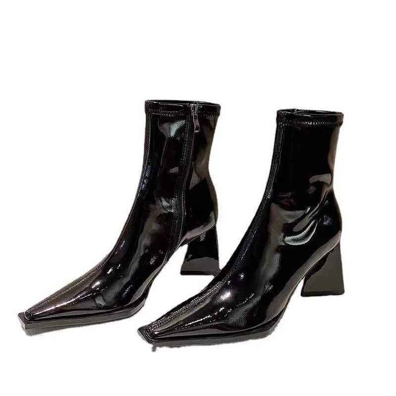 Spring and Autumn 2023 New Square Head Solid Color Edition Side Zipper High Heel Womens Coat Fashion Boots Single Boots Womens CL240906