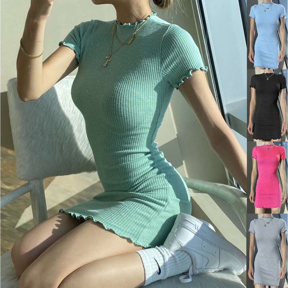 Black fungus edge ribbed sleeved dress, women's temperament, commuting round neck solid color short skirt