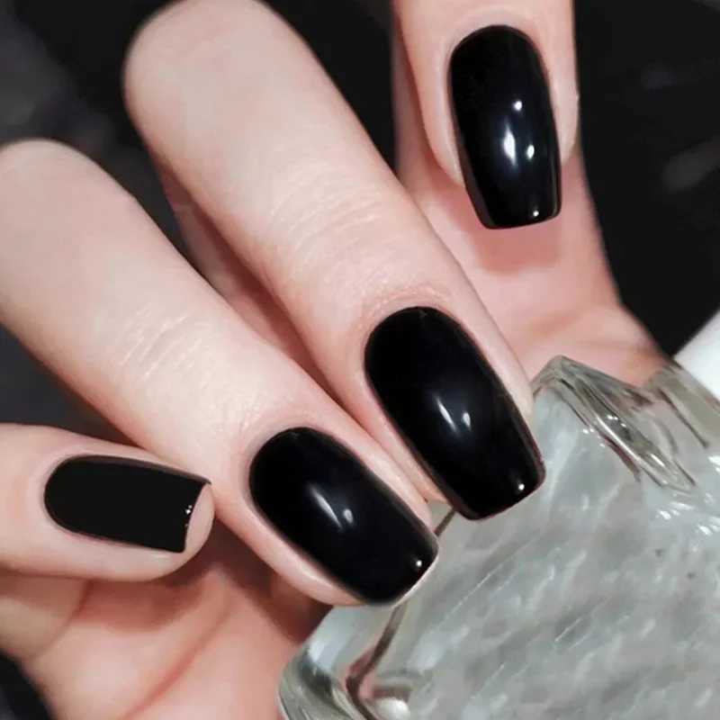 Sweet Cool Light Black Wearable Pink Pressing Fake Nail Tip with Adhesive Fake Nail Design Cute Girl Fake Nail W240905