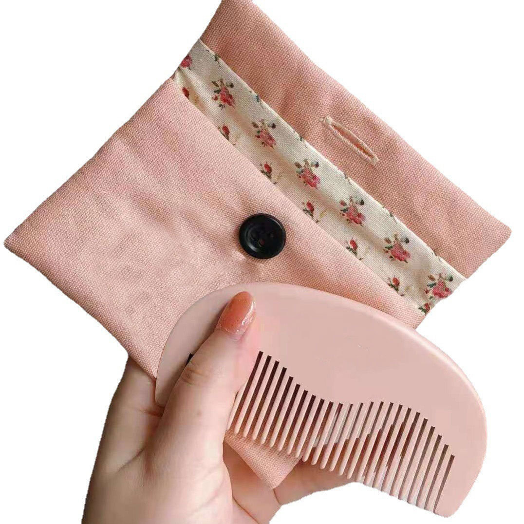 Womens Fashion Sweet Letters Designer Wooden Comb Hair Brushes Pocket Love Lovely Pink Wood Combs Massage Brushes Care Styling Tool Makeup Beauty Tools