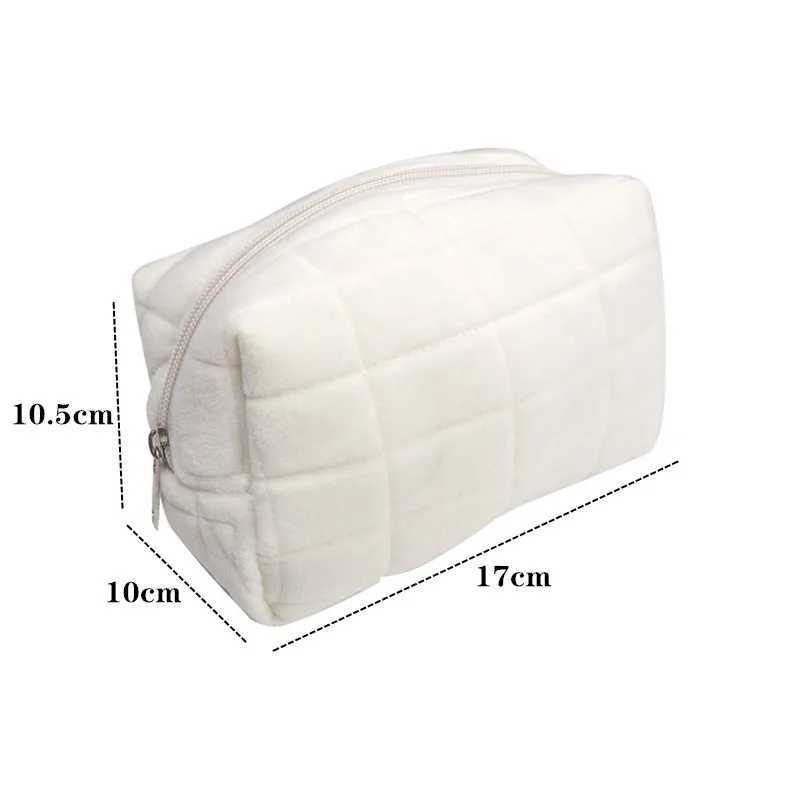 Cute fur makeup bag womens zipper large solid color makeup bag travel makeup bag W250109