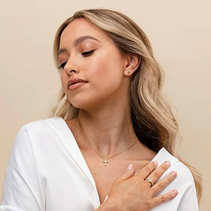 14K gold-plated cross necklace suitable for women 240906