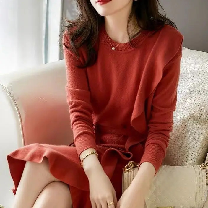 Autumn and Winter Woolen Dress Mid to Long Base Knit Dress Womens Outfit Coat Inner Layer Waist Cinching Skirt 240905