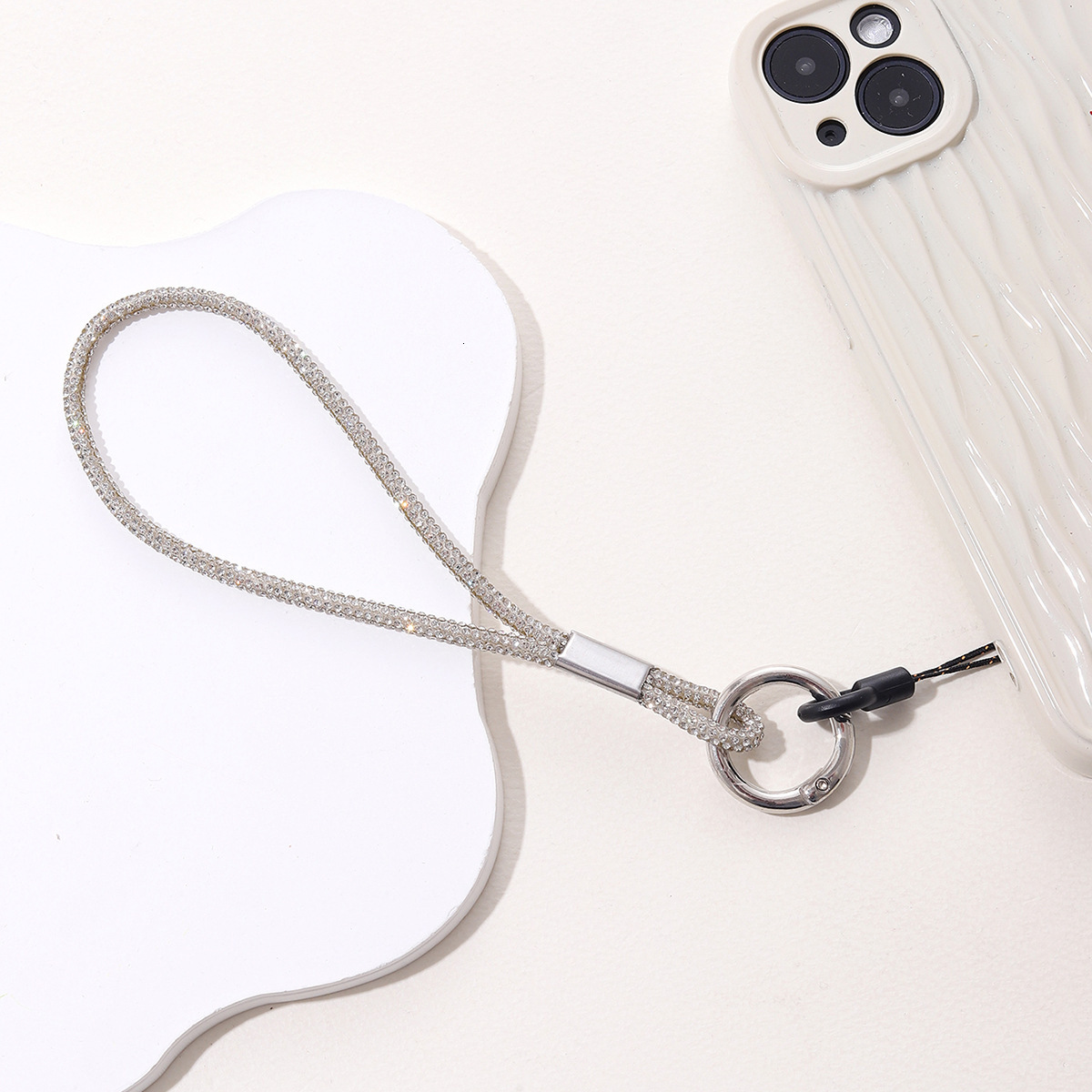Yilian's new high-end luxury rhinestone phone chain inlaid sparkling diamonds, bracelet with drop and anti fall wristband