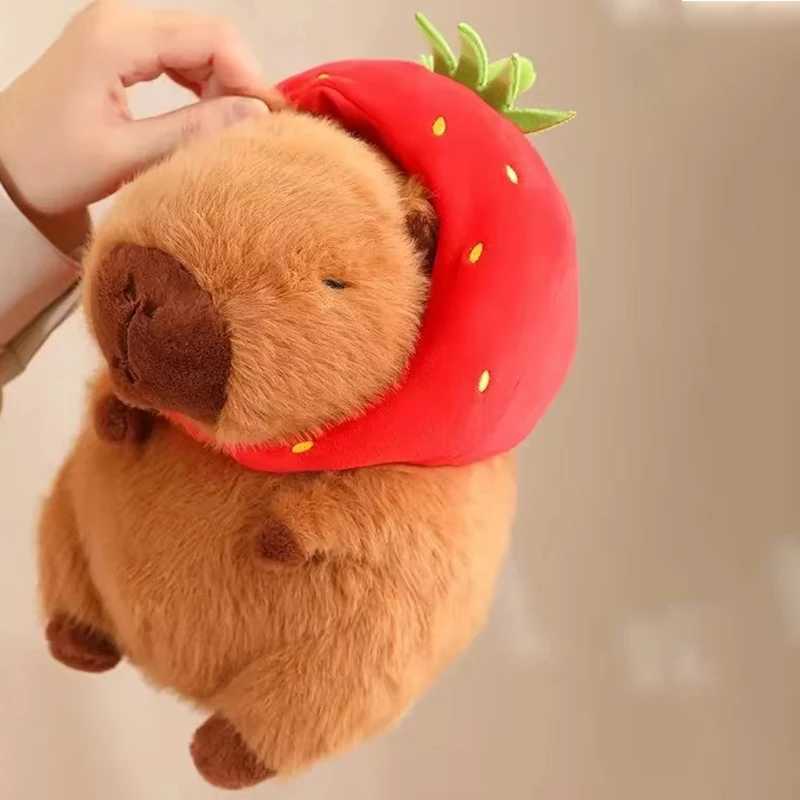 23cm Cute Strawberry Hat Capybara Kawaii Plush Doll Simulation Stuffed Animals Anime Fluffty Toy Soft Capybara Plush Toy Y240907